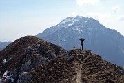 Monte Due Mani (1656 m) con Cima Muschiada (1458 m) dalla Culmine S. Pietro il 26 giugno 2017 - FOTOGALLERY 